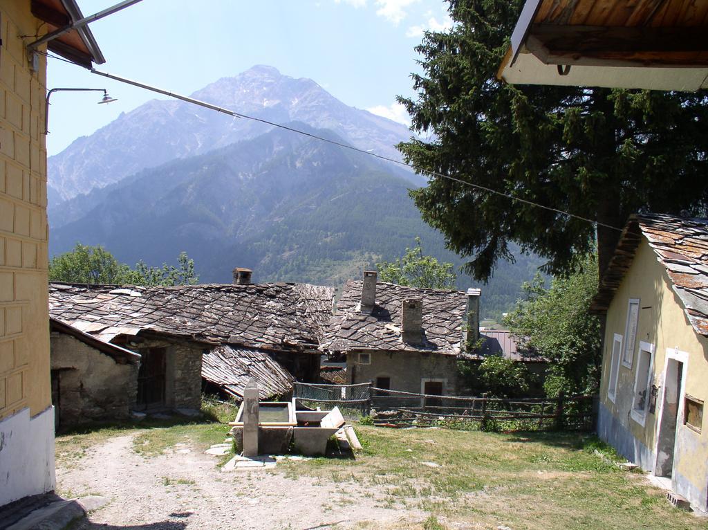 Agriturismo Barba Gust Cesana Torinese Zewnętrze zdjęcie