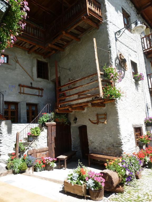 Agriturismo Barba Gust Cesana Torinese Zewnętrze zdjęcie